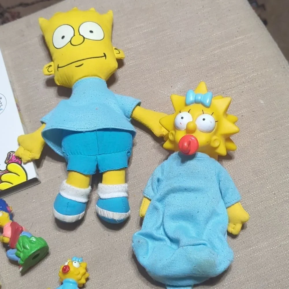 Simpsons Comics Supernova,1990‎ Simpsons Plush Bart, Maggie, stickers, minis